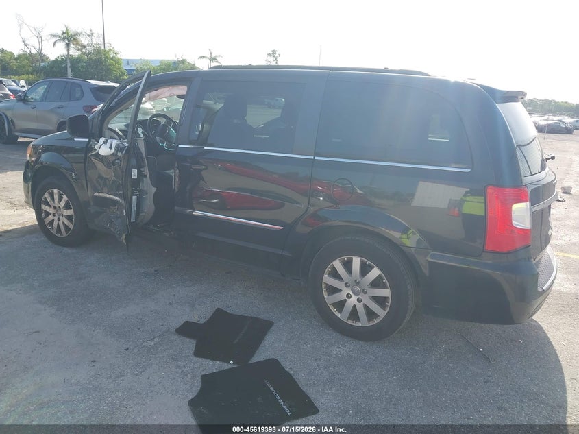 Vin: 2c4rc1bg0fr706592, lot: 46117843, chrysler town & country touring 20153