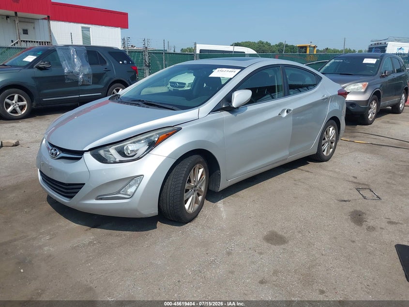 2015 HYUNDAI ELANTRA auction photo 2
