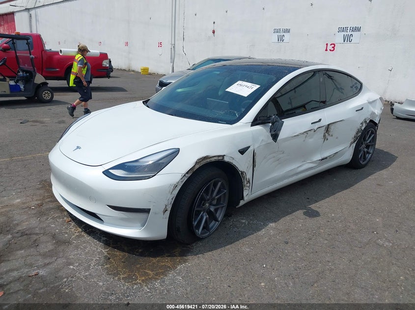Vin: 5yj3e1eb8mf997982, lot: 46117871, tesla model 3 long range dual motor all-wheel drive 20212