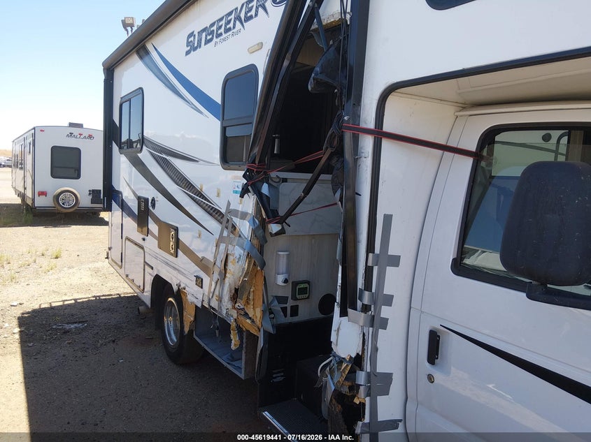 2022 Ford E-350 Cutaway VIN: 1FDWE3FN6NDC01851 Lot: 45619441