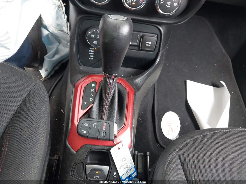 2015 Jeep Renegade Trailhawk VIN: ZACCJBCT7FPC08200 Lot: 45619447