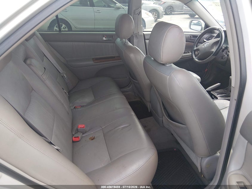 2004 TOYOTA CAMRY auction photo 8