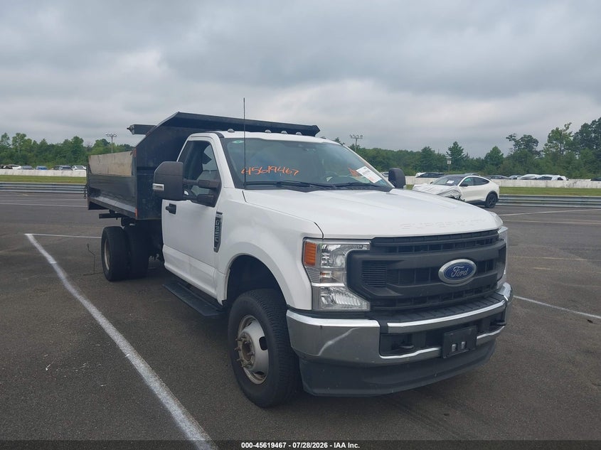 2022 FORD F-350 CHASSIS — zdjęcie z aukcji