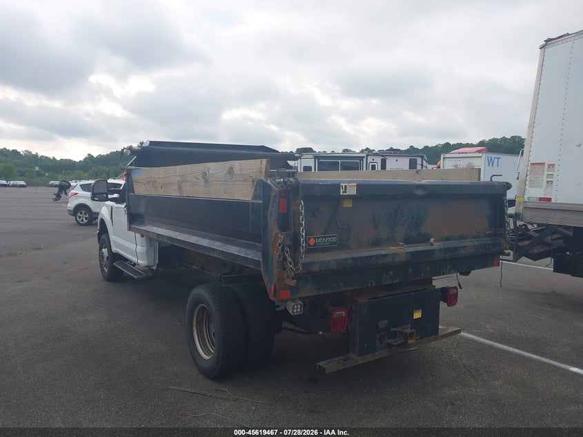 2022 FORD F-350 CHASSIS — zdjęcie 3