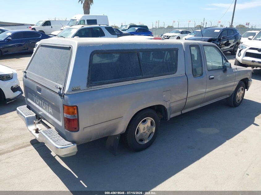 1994 TOYOTA PICKUP auction photo 4