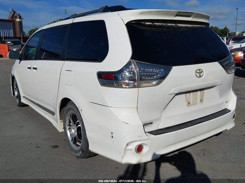 AtlanticExpress - Toyota Sienna