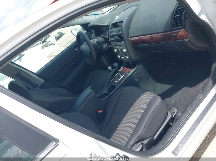 2012 MITSUBISHI GALANT auction photo 5