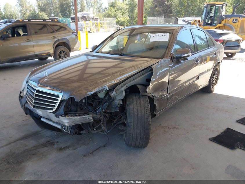 2008 MERCEDES-BENZ E 550 auction photo 2