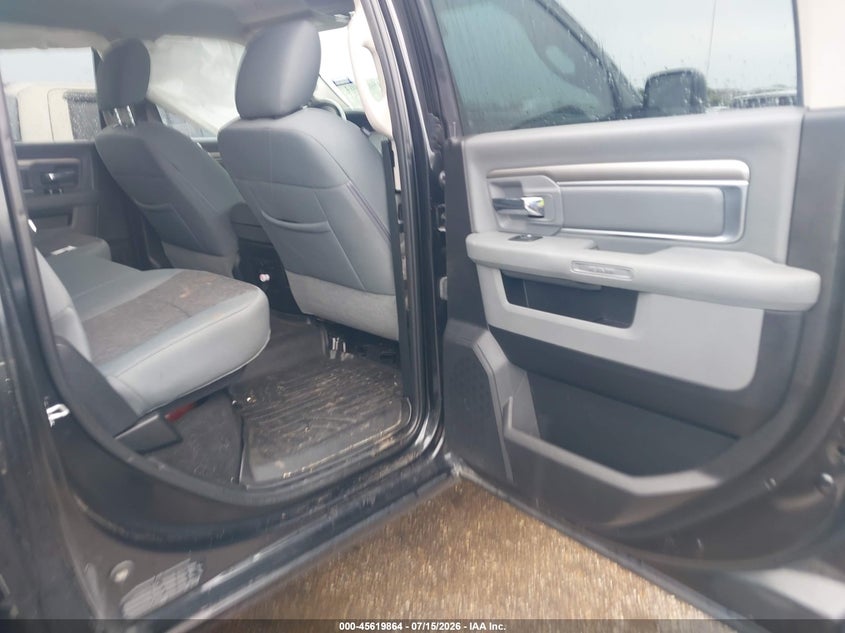 2018 RAM 1500 auction photo 8