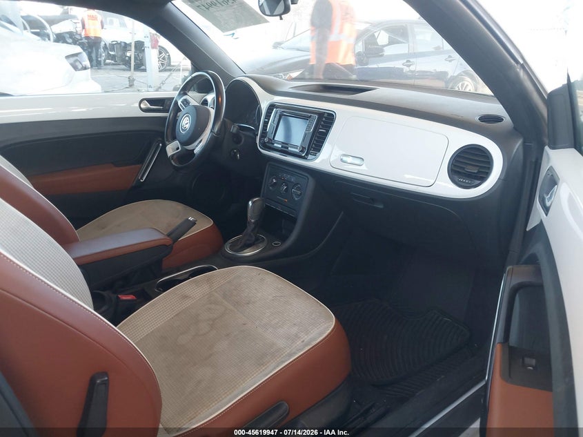 2017 VOLKSWAGEN BEETLE auction photo 5