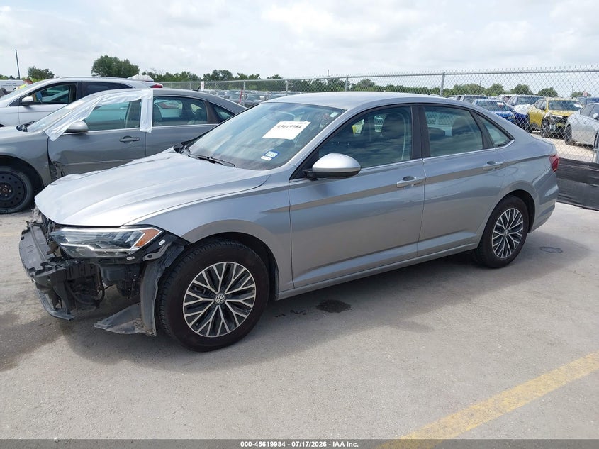 2021 VOLKSWAGEN JETTA auction photo 2
