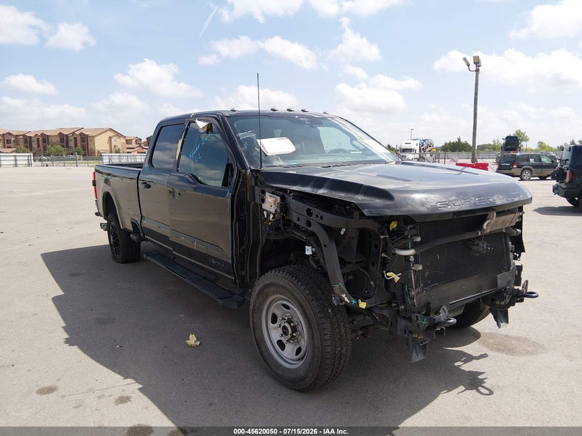 2024 FORD F-350 — zdjęcie z aukcji