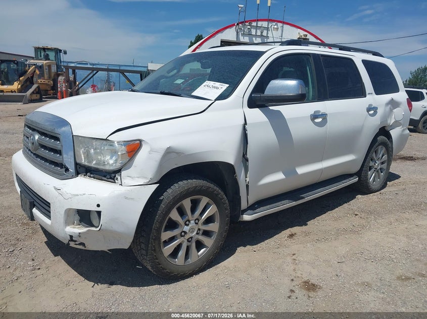 2011 TOYOTA SEQUOIA — zdjęcie 2