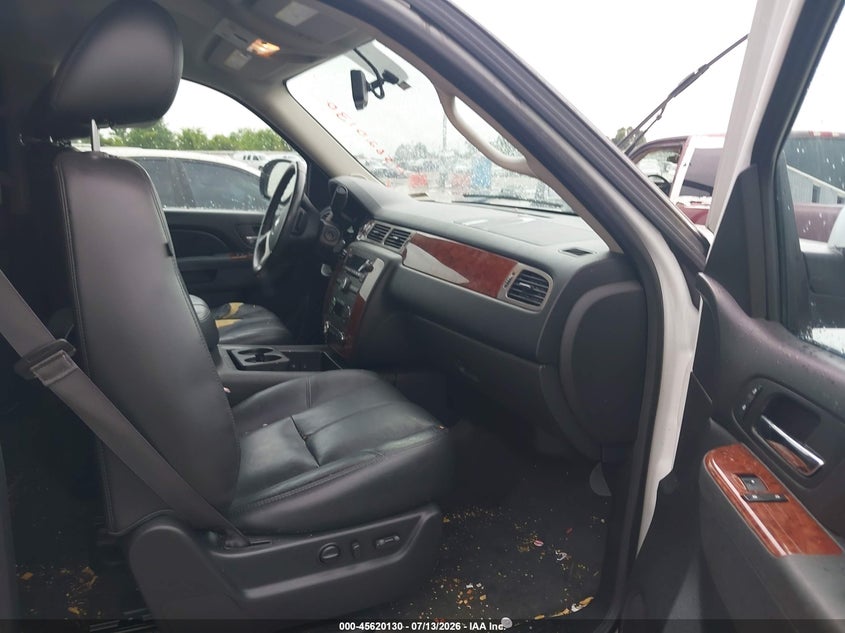 2014 CHEVROLET TAHOE auction photo 5
