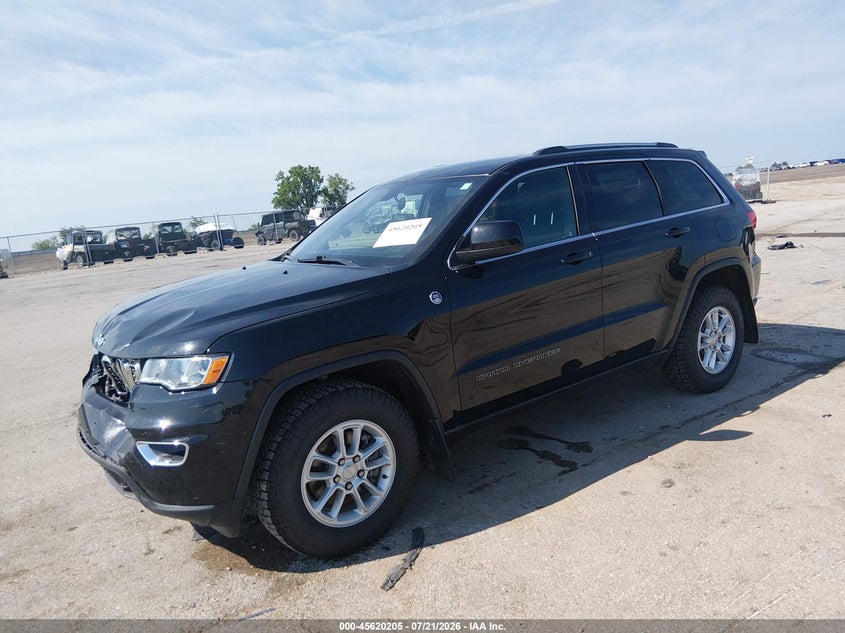 2018 Jeep Grand Cherokee Laredo E 4X4 VIN: 1C4RJFAG5JC328355 Lot: 45620205