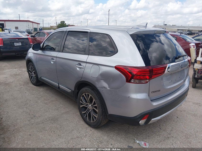 2017 MITSUBISHI OUTLANDER auction photo 3