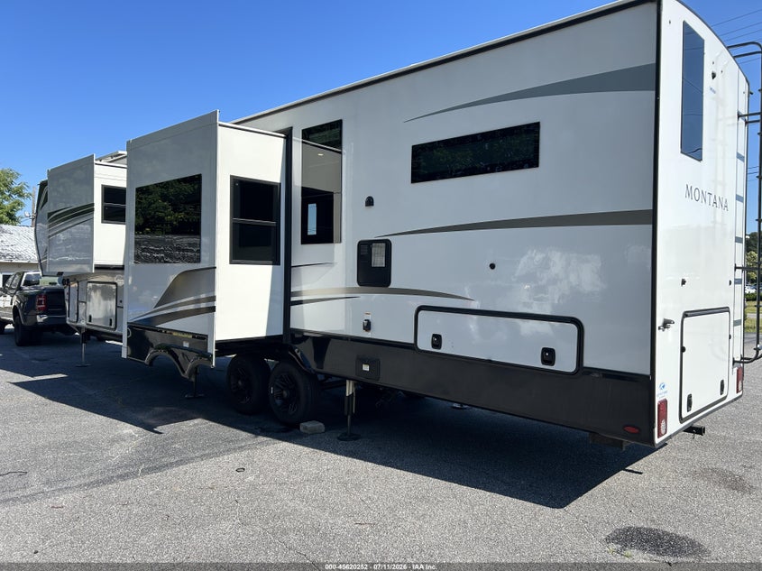 2025 KEYSTONE MONTANA auction photo 3