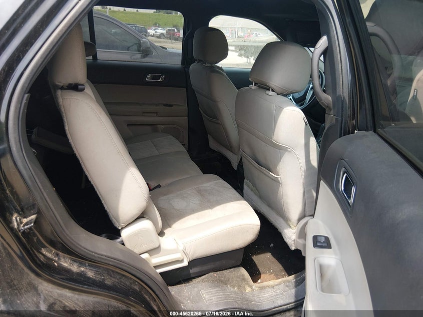 2015 FORD EXPLORER auction photo 8