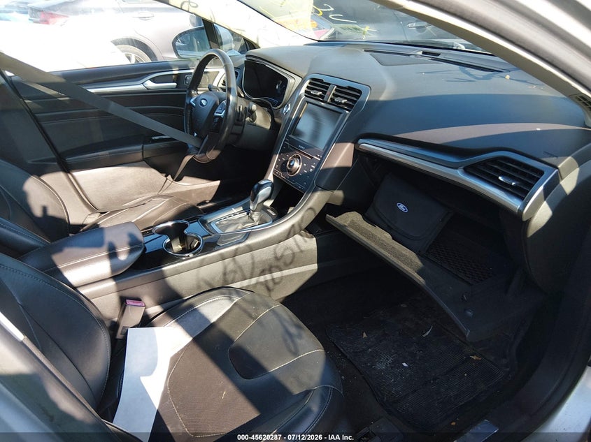 2014 FORD FUSION auction photo 5