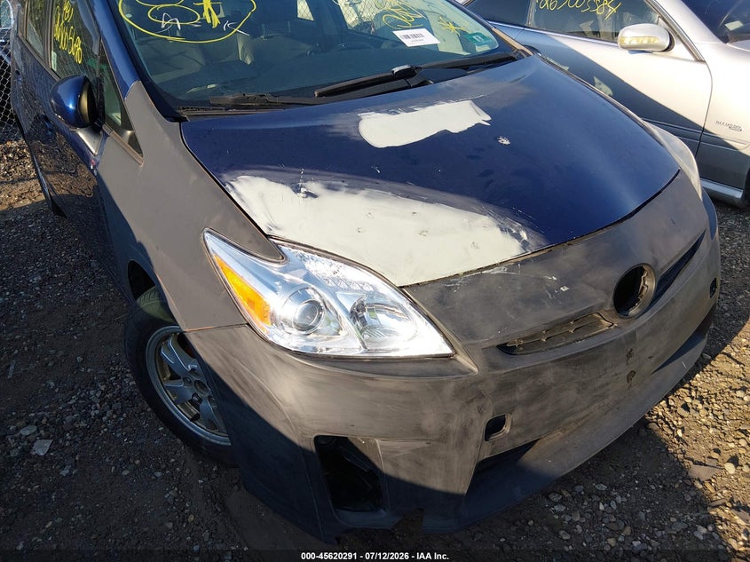 2011 TOYOTA PRIUS auction photo 6