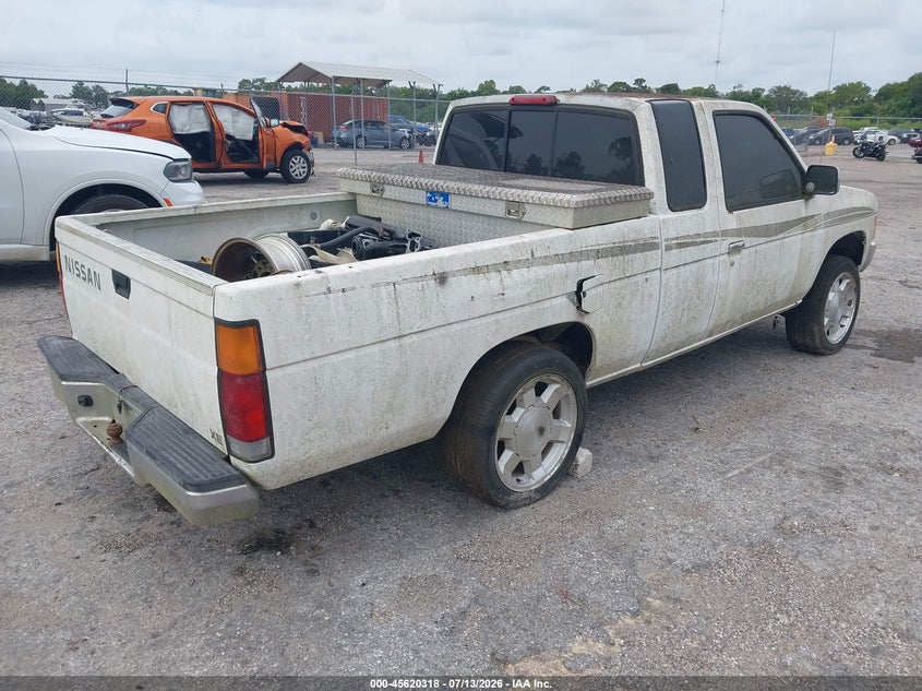 1997 NISSAN 4X2 TRUCK auction photo 4