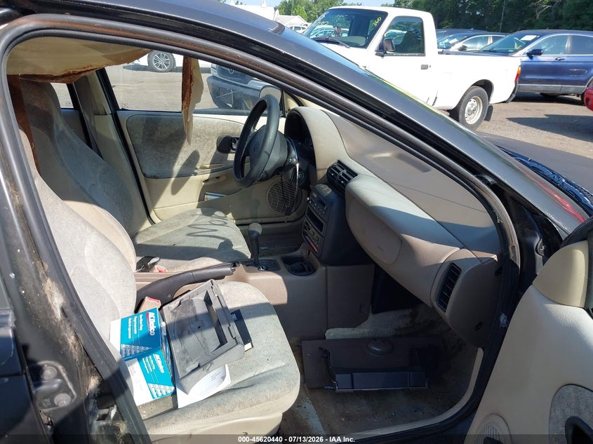 1997 SATURN SL auction photo 5