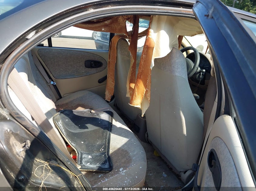 1997 SATURN SL auction photo 8