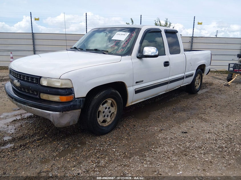 2002 Chevrolet Silverado, Обычный износ, IAAI, VIN 2GCEC19T121163764 — фото 2