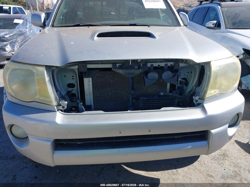 2006 TOYOTA TACOMA auction photo 6