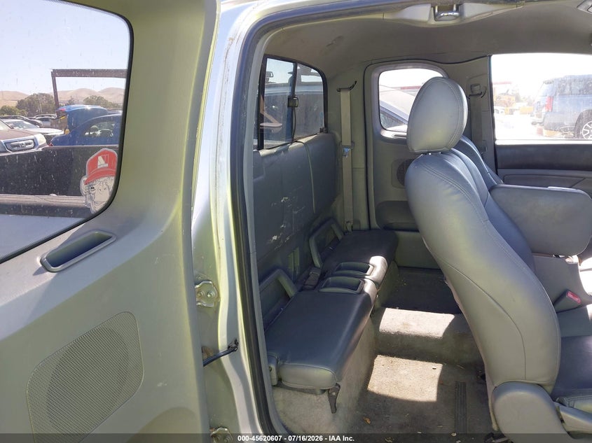 2006 TOYOTA TACOMA auction photo 8