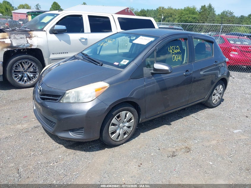 Vin: jtdktud39dd544281, lot: 46119107, toyota yaris le 20132