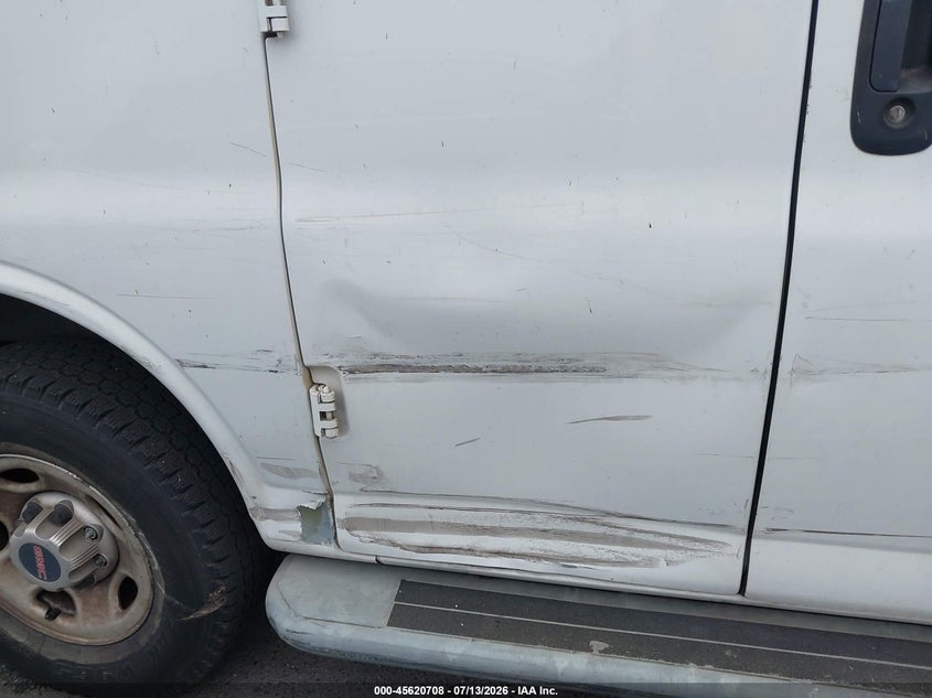 2014 GMC SAVANA 2500 auction photo 6