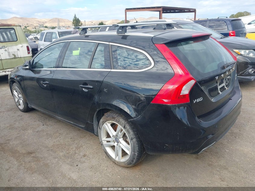 2015 VOLVO V60 auction photo 3
