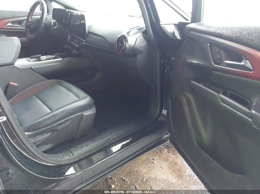 2024 CHEVROLET EQUINOX EV auction photo 5