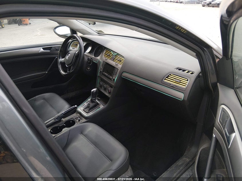 2015 VOLKSWAGEN GOLF SPORTWAGEN auction photo 5