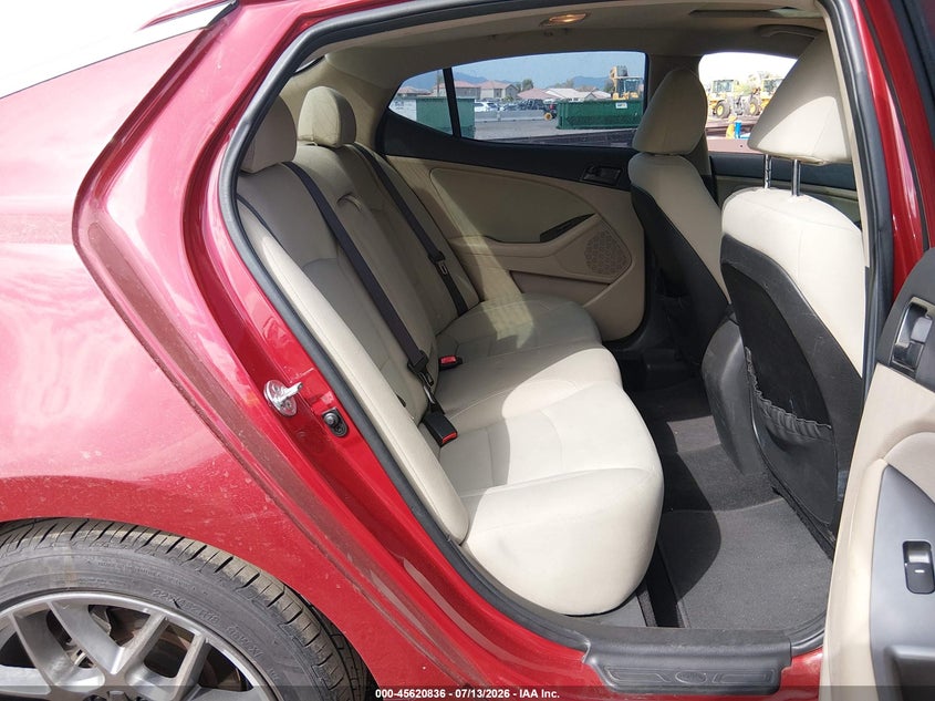 2012 KIA OPTIMA SEDAN 2.4L I-4 DI, DOHC, VVT, 200HP