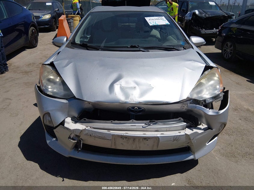 2013 Toyota Prius C One VIN: JTDKDTB36D1546954 Lot: 45620849
