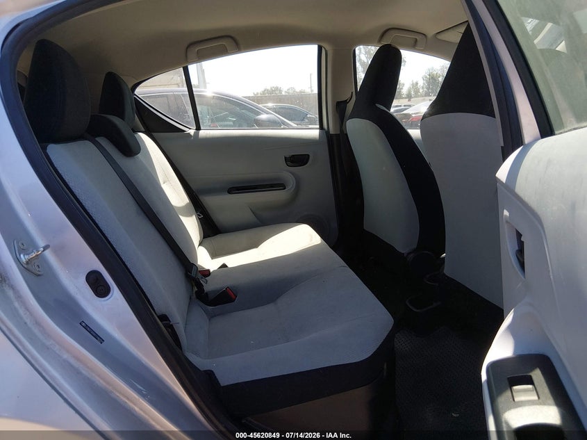 2013 Toyota Prius C One VIN: JTDKDTB36D1546954 Lot: 45620849