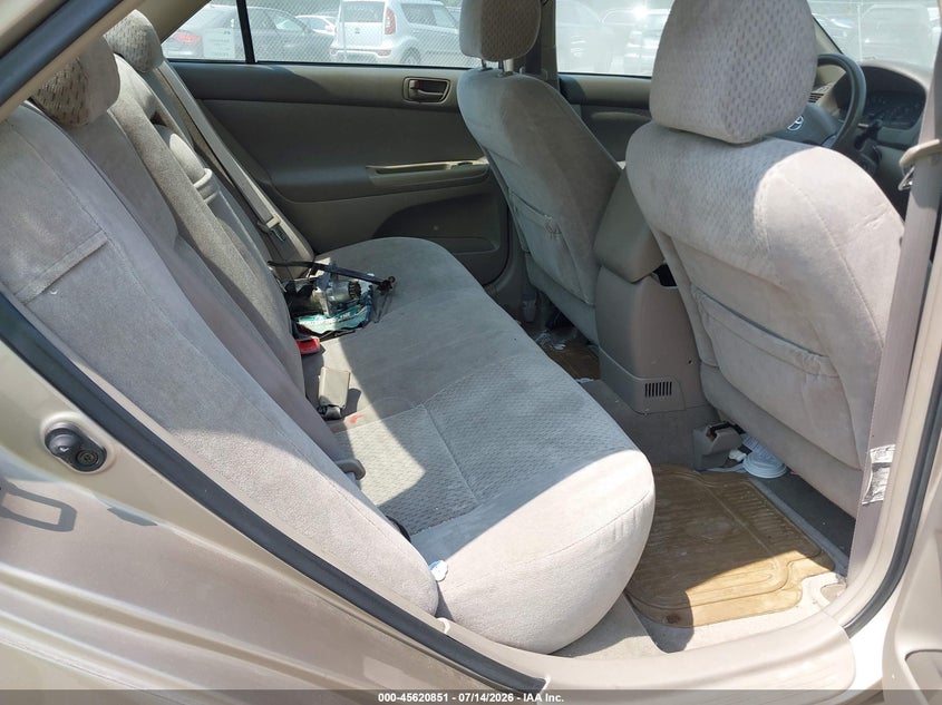 2004 TOYOTA CAMRY auction photo 8