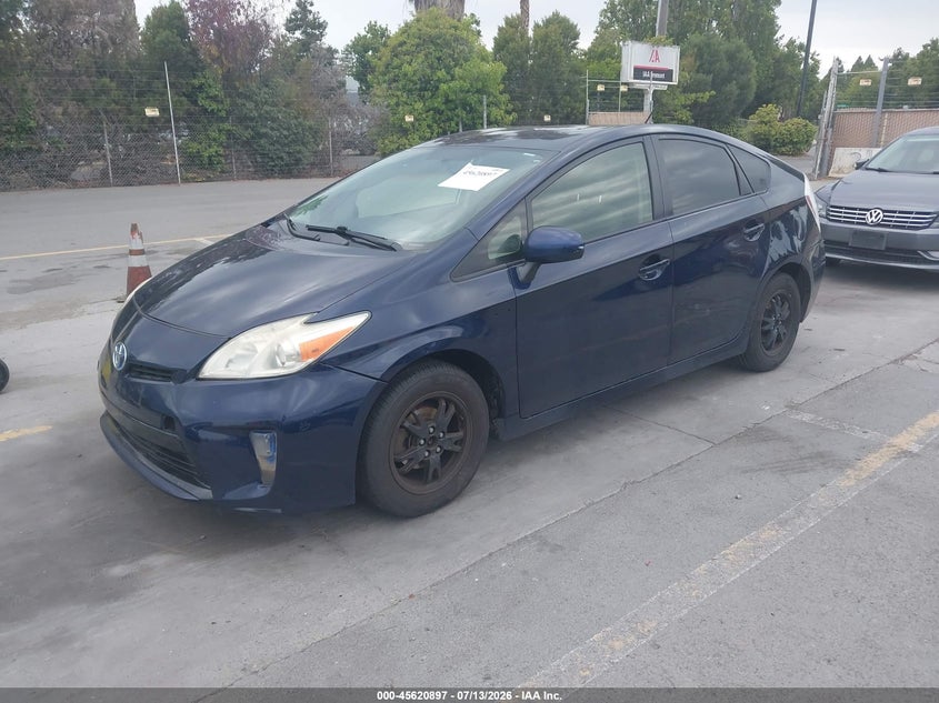 2015 Toyota Prius Two JTDKN3DU4F0414707 photo 1