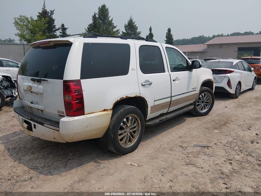 2011 CHEVROLET TAHOE auction photo 4