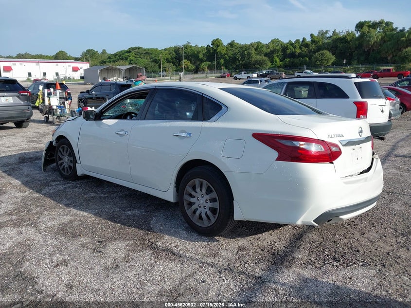 2018 NISSAN ALTIMA auction photo 3