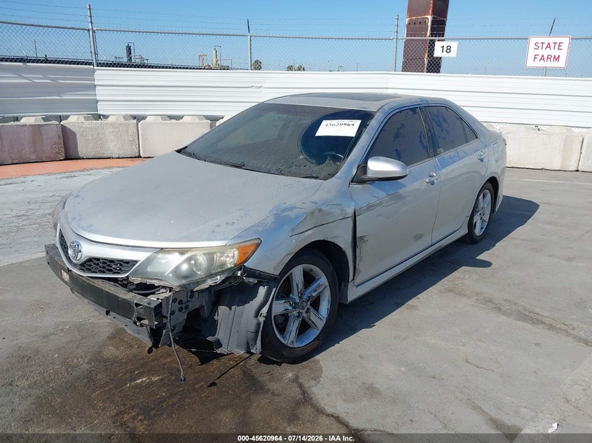 2012 TOYOTA CAMRY auction photo 2