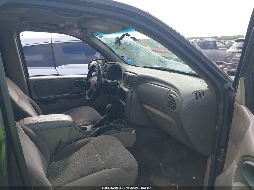 2003 CHEVROLET TRAILBLAZER EXT auction photo 5