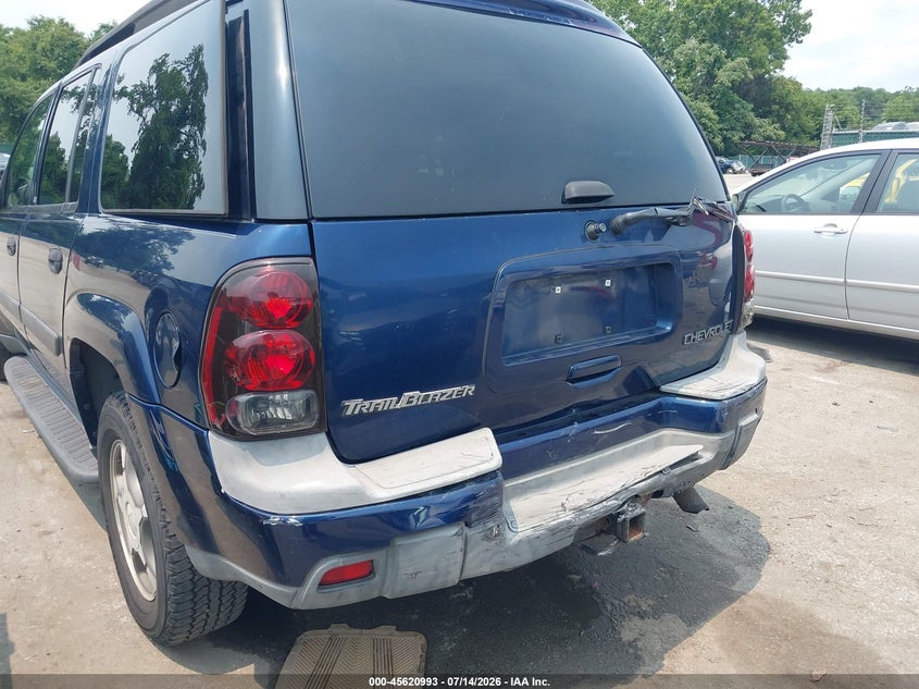 2004 CHEVROLET TRAILBLAZER EXT auction photo 6