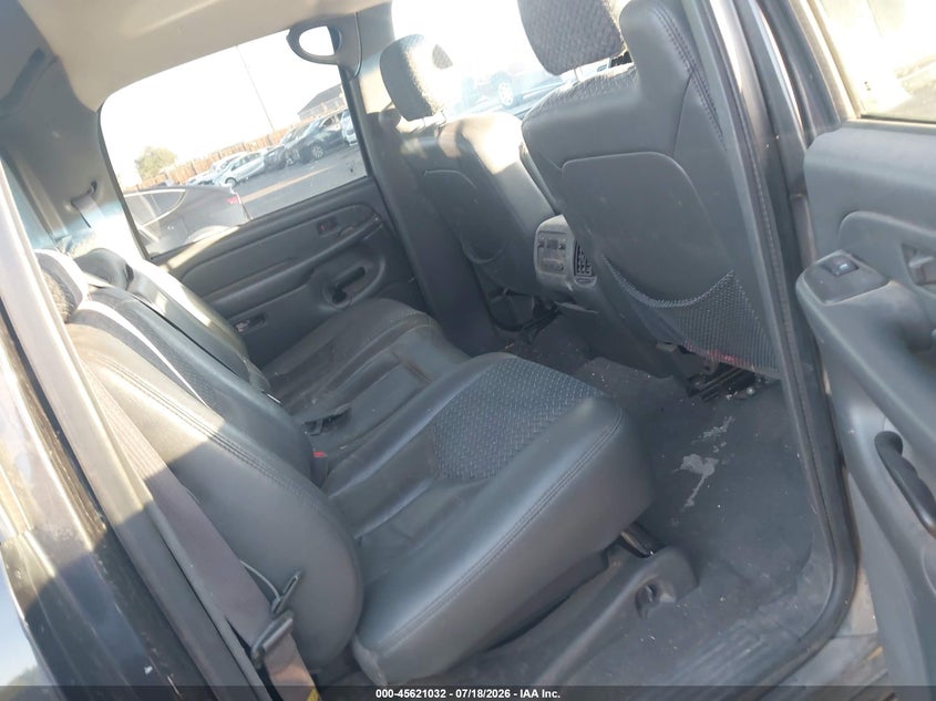 2004 Chevrolet Avalanche 1500 VIN: 3GNEK12T54G113352 Lot: 45621032