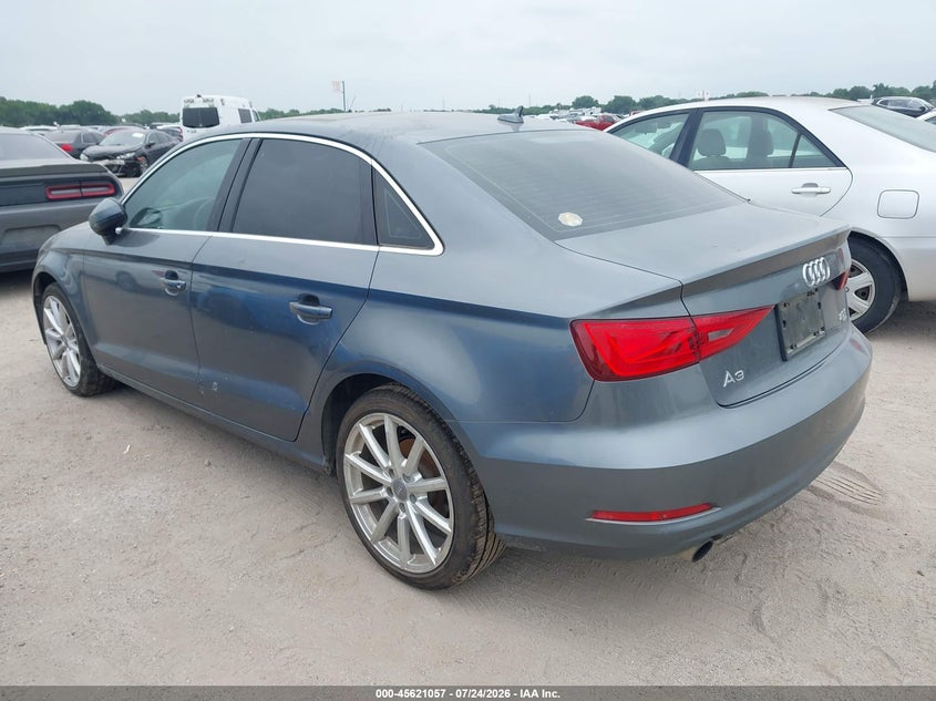 2015 AUDI A3 auction photo 3