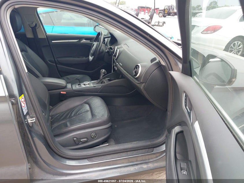 2015 AUDI A3 auction photo 5