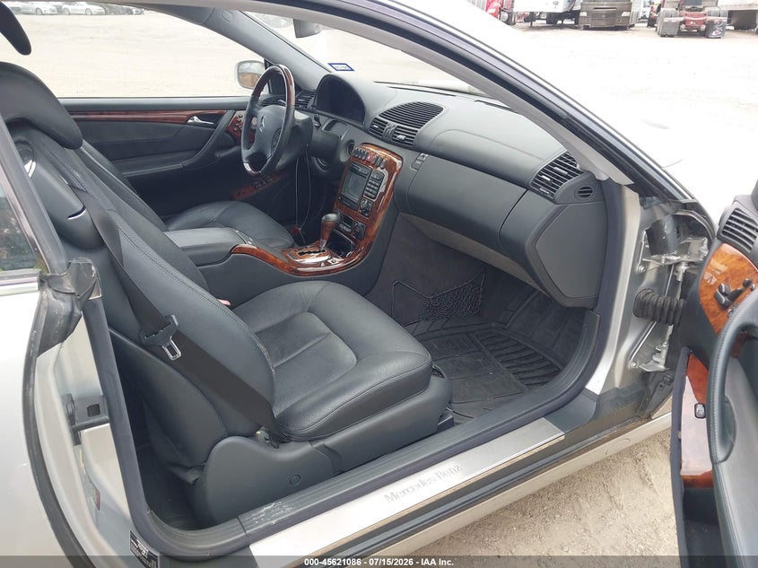 2002 MERCEDES-BENZ CL 500 auction photo 5