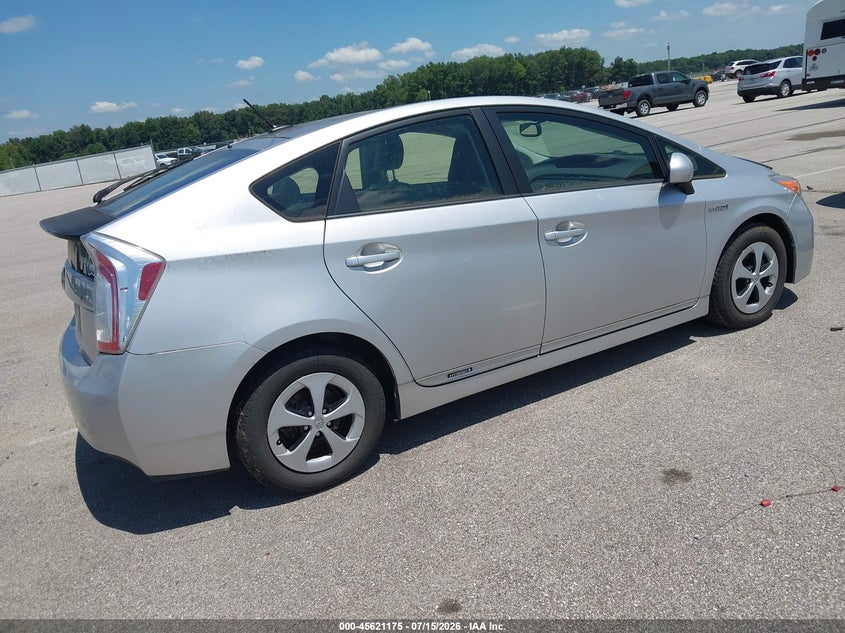 2012 TOYOTA PRIUS auction photo 4